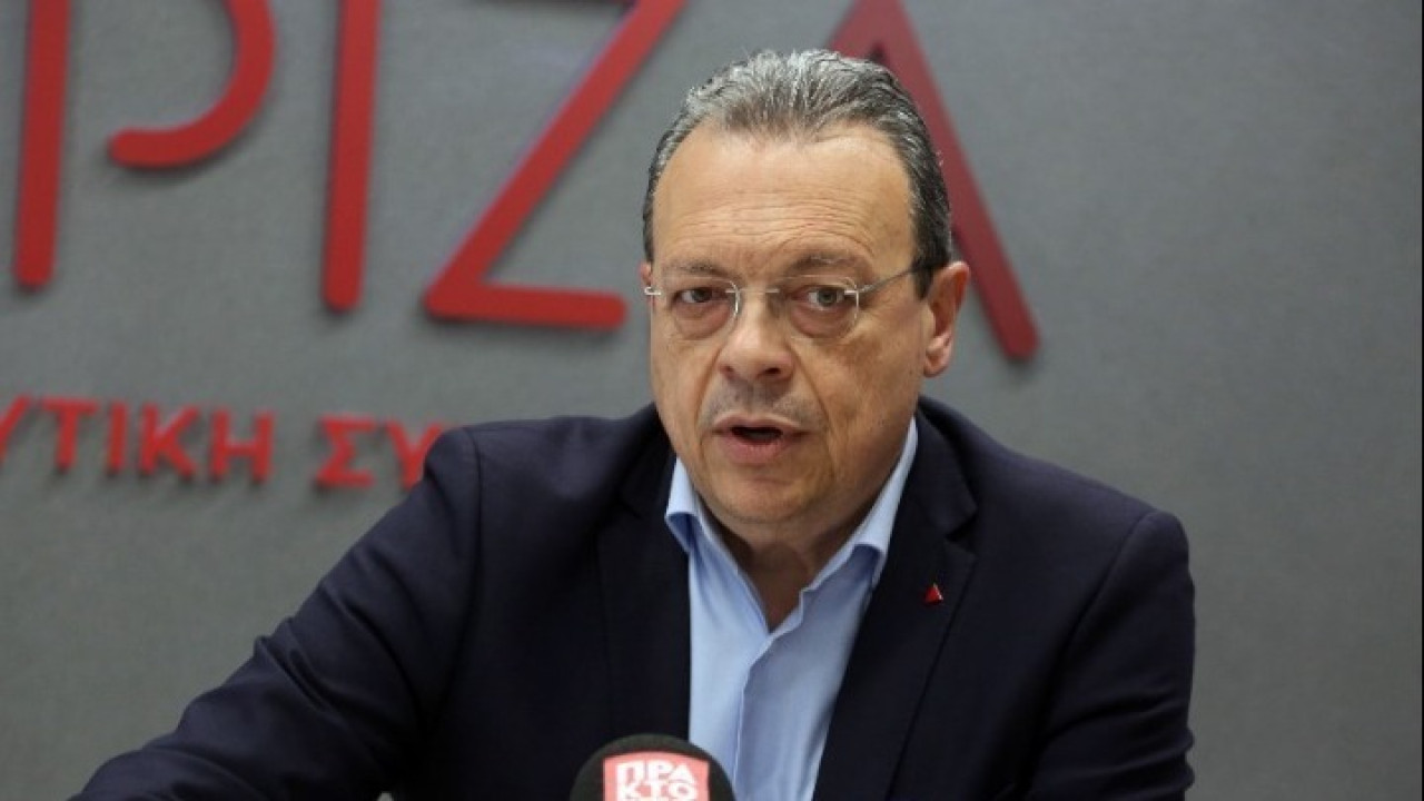 Απάντηση Φάμελλου σε Ανδρουλάκη για συμμετοχή στο Συνέδριο του ΠΑΣΟΚ