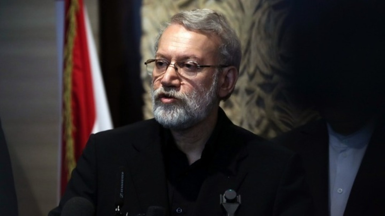 Το Ιράν «έτοιμο για μακρύ πόλεμο» δηλώνει ο Αλί Λαριτζανί