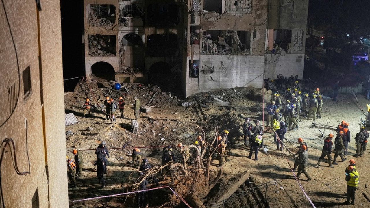 Στα άκρα η κρίση στη Μέση Ανατολή - Απειλές, επιθέσεις και ένταση γύρω από το Στενό του Ορμούζ