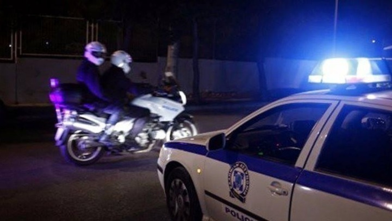 Θεσσαλονίκη: Κουκουλοφόροι εισέβαλαν σε κέντρο διασκέδασης