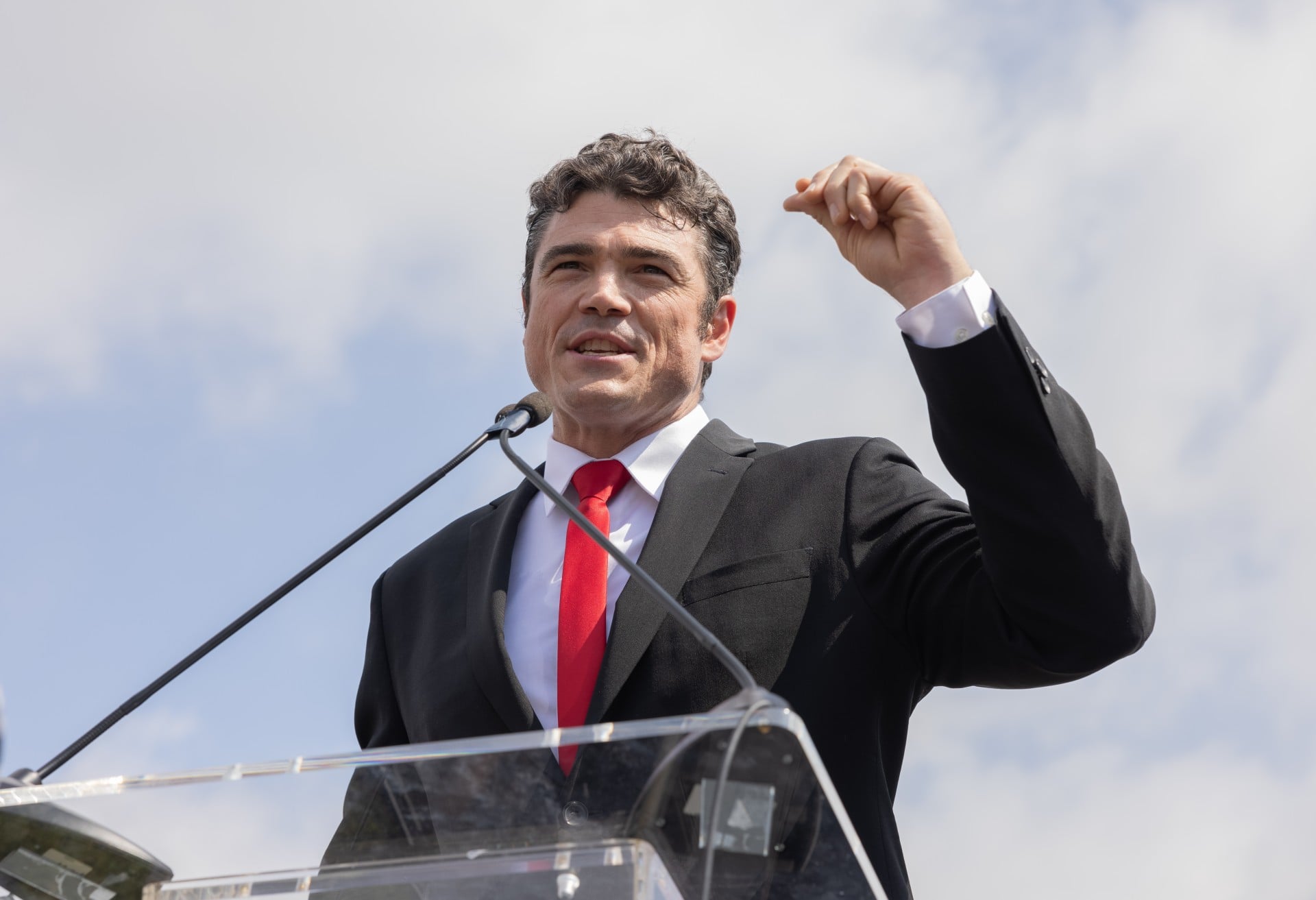 Ο Αμερικανός που τόλμησε να τα πει όλα για το Ιράν και να παραιτηθεί