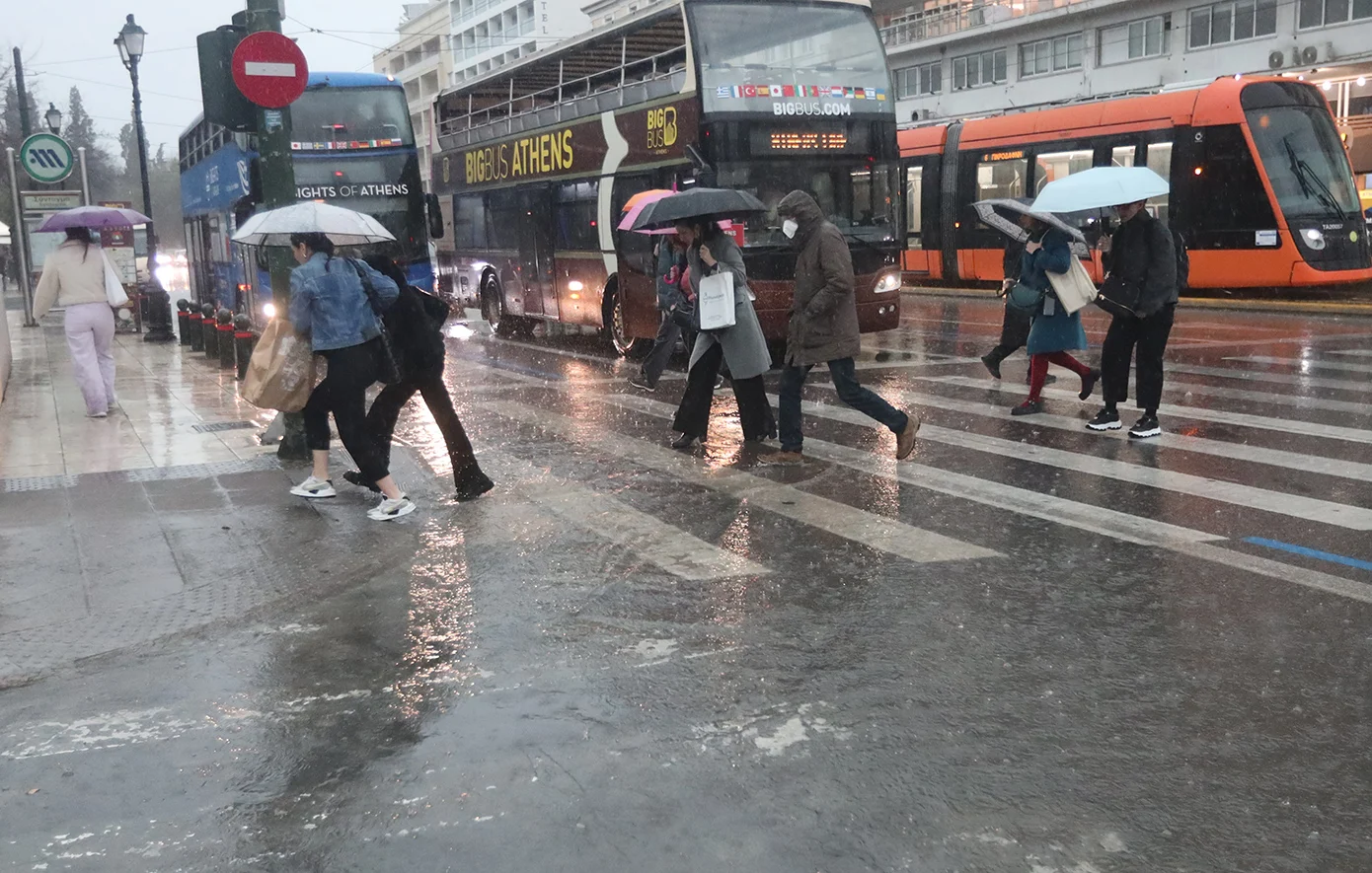 Έκτακτο Δελτίο από την ΕΜΥ για την κακοκαιρία «Erminio» που έρχεται από την Τετάρτη — Ποιες περιοχές θα πλήξει, κόκκινη προειδοποίηση για την Αττική