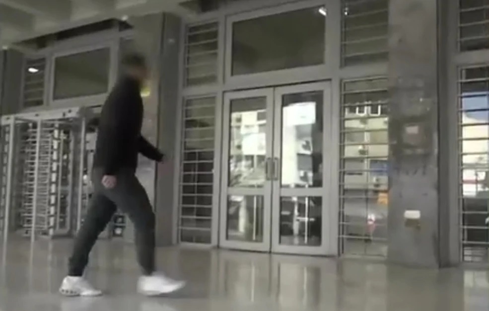 Προσωρινά κρατούμενος κρίθηκε ο 19χρονος που ήταν μαζί με το θύμα – News.gr