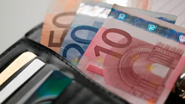 ΣΥΡΙΖΑ: Χωρίς ουσιαστικό αποτέλεσμα η αναιμική αύξηση του κατώτατου μισθού μπροστά στην ακρίβεια που βιώνουν οι εργαζόμενοι