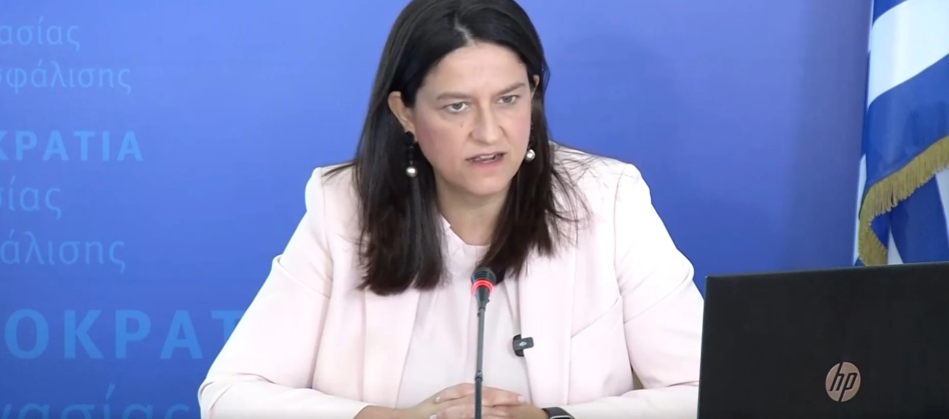 Κατώτατος στα 920 ευρώ με ευρύτερες επιπτώσεις σε επιδόματα και Δημόσιο – News.gr