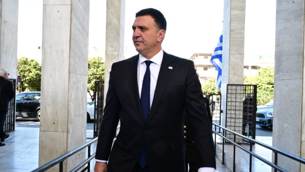 Β. Κικίλιας: Σε αυξημένη επιχειρησιακή ετοιμότητα το υπουργείο Ναυτιλίας - Τα βλέμματα στα Στενά του Ορμούζ