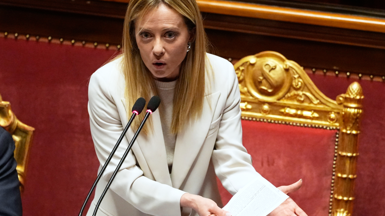 Μελόνι: «Παρέμβαση στο Ορμούζ θα σήμαινε ένα βήμα προς την εμπλοκή στον πόλεμο»
