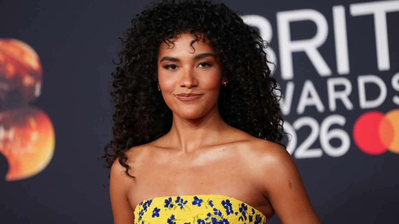 Brit Awards 2026: 4 βραβεία για την Olivia Dean και ειδική βράβευση στον Ozzy Osbourne