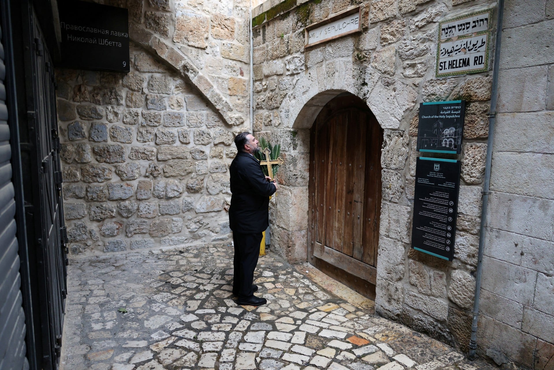 Έντονες αντιδράσεις Μελόνι, Μακρόν για το ισραηλινό «μπλόκο» στον Πανάγιο Τάφο