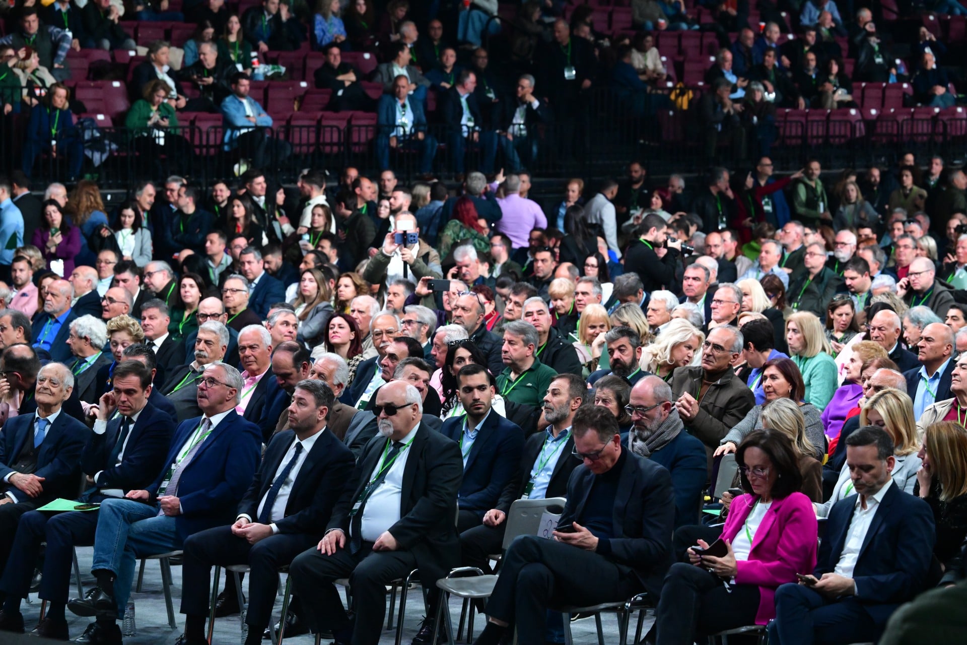 4ο Συνέδριο ΠΑΣΟΚ: Ομόφωνη έγκριση της Διακήρυξης, του Προγράμματος και του Καταστατικού