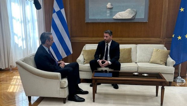 Ολοκληρώθηκε η συνάντηση Μητσοτάκη - Ανδρουλάκη: «Κανένα σενάριο εμπλοκής στον πόλεμο» λέει ο πρόεδρος του ΠΑΣΟΚ