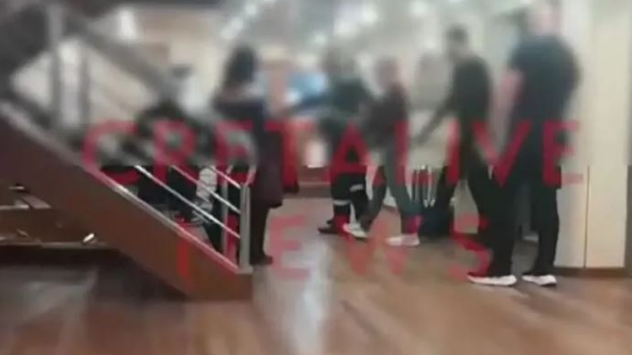 Τι δηλώνει ο 45χρονος που μπήκε γυμνός σε καμπίνα πλοίου με κορίτσια