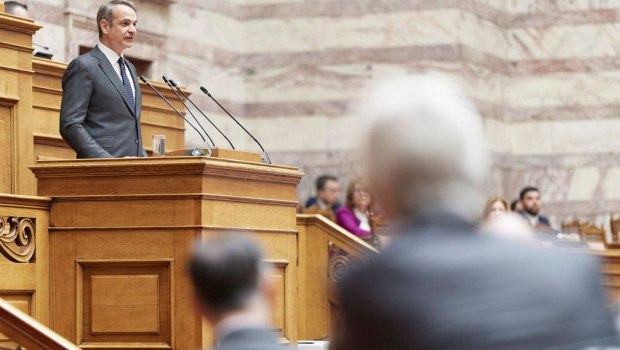 Κυβέρνηση: Φυγή προς... τη Μέση Ανατολή