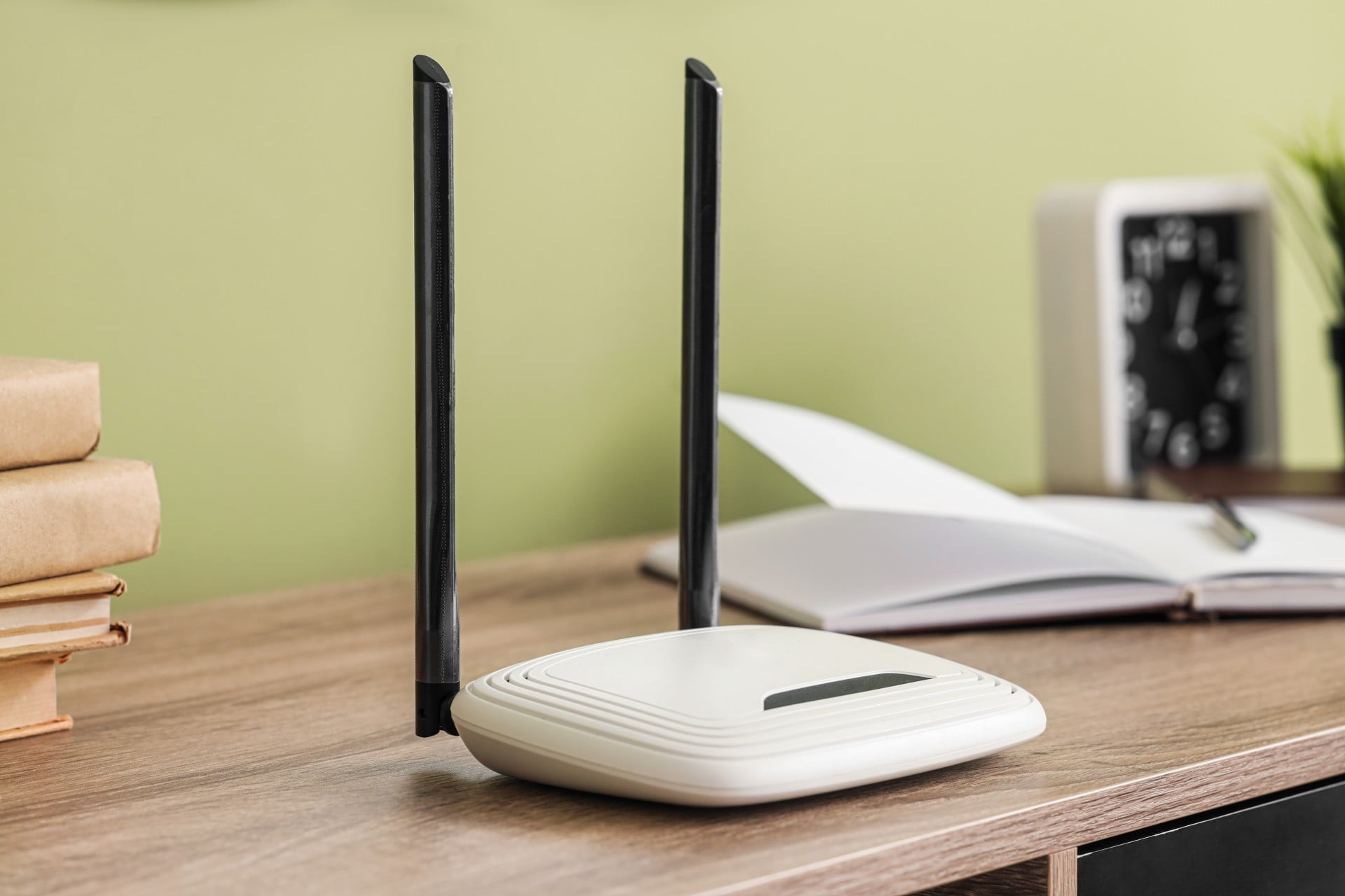 Η ιδανική θέση για το router στο σπίτι – Και γιατί δεν πρέπει να το βάζετε πίσω από την τηλεόραση