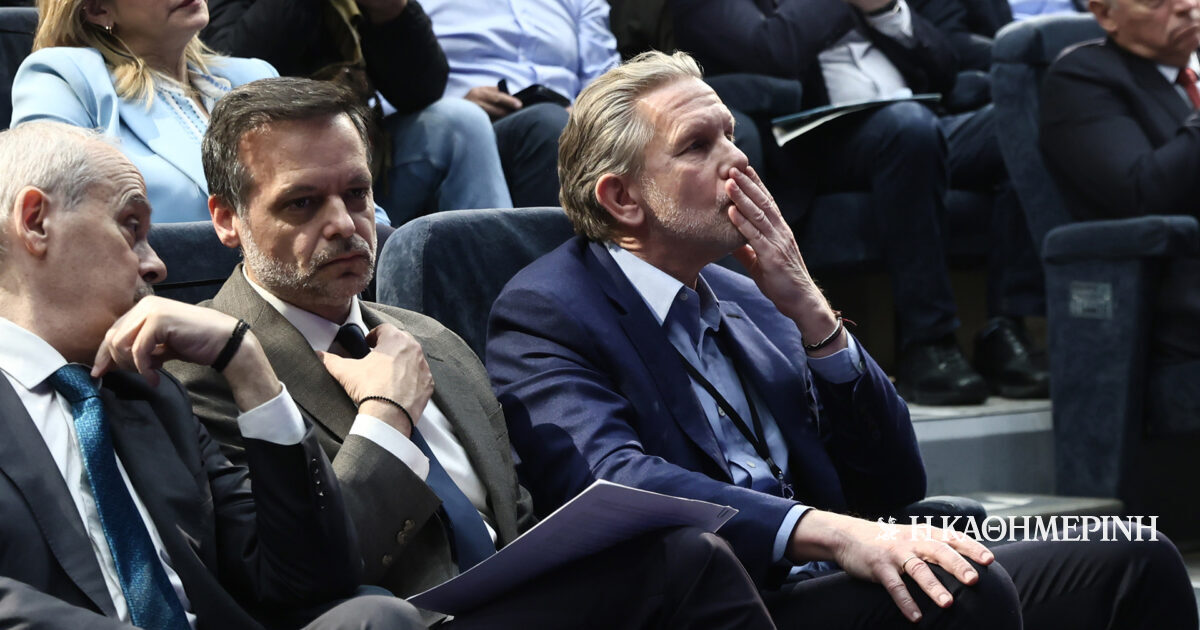 ΠΑΣΟΚ: Τα «απόνερα» της διαγραφής Κωνσταντινόπουλου