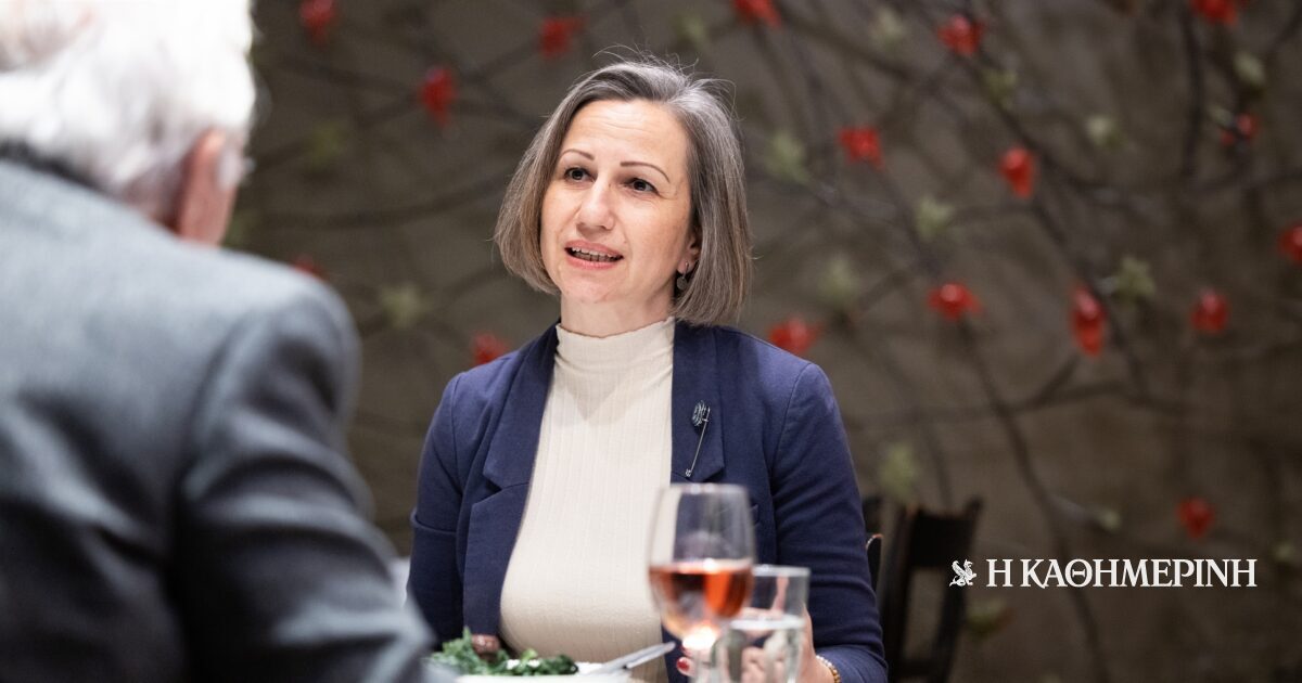 Αϊσέ Καρά: Η κοινότητά μας βγήκε επιτέλους στο φως