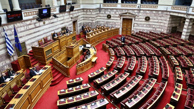 Βουλή: Η ψήφος των αποδήμων στην Ολομέλεια - Την Πέμπτη η ονομαστική ψηφοφορία