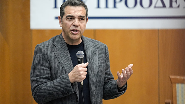 Αιχμηρό σχόλιο Τσίπρα για υποκλοπές και παρακολουθούμενους υπουργούς - «Εν δυνάμει εκβιαζόμενος... τα σχόλια περιττεύουν»