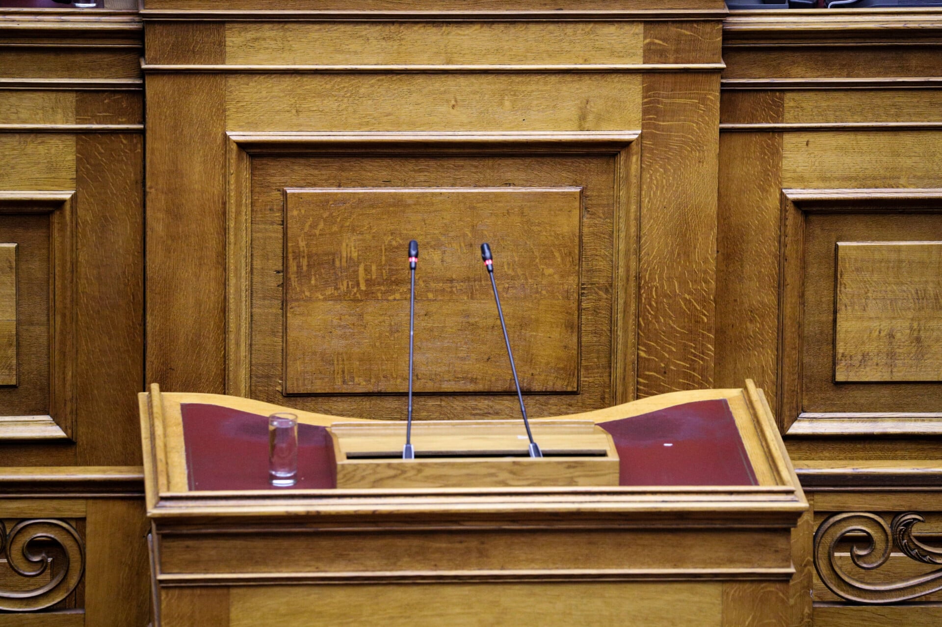 Προεκλογική περίοδος και «κοινή γνώμη»