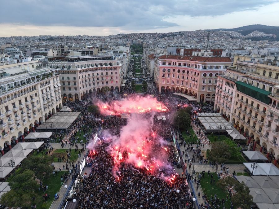 Ο ΠΑΟΚ «κατοστάρισε» και η Θεσσαλονίκη γιορτάζει