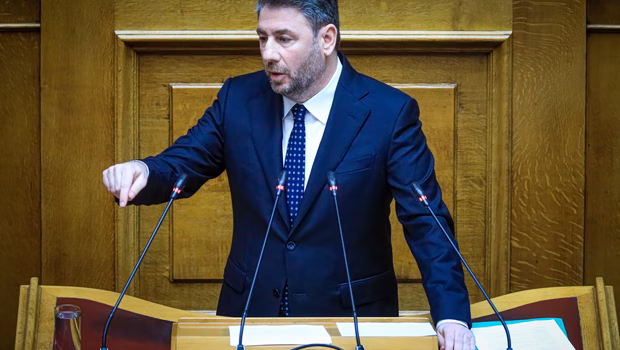 ΠΑΣΟΚ: Δεν ζητήθηκε αναβολή της συζήτησης για το Κράτος Δικαίου – Η επικοινωνία Ανδρουλάκη με τον Κακλαμάνη