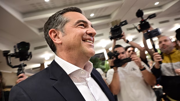 Αλ. Τσίπρας: Σε λειτουργία πρόεδρου κόμματος – Πρόγραμμα στους Δελφούς και αυλαία για την «Ιθάκη» – Τα νέα πρόσωπα στα media