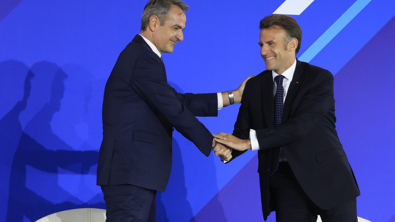 Politico: Μακρόν και Μητσοτάκης ζητούν παράταση αποπληρωμής του χρέους της πανδημίας και έκδοση νέων ευρωομολόγων