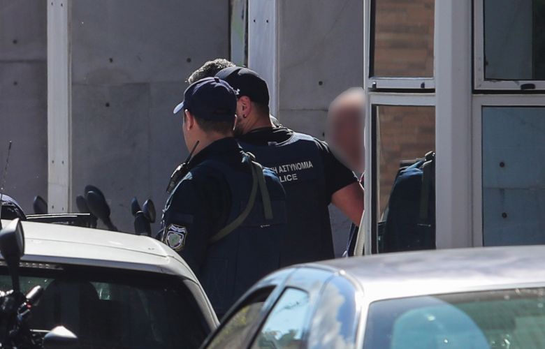 Προφυλακίστηκε ο 89χρονος «πιστολέρο» – Ζήτησε συγγνώμη για τους πυροβολισμούς
