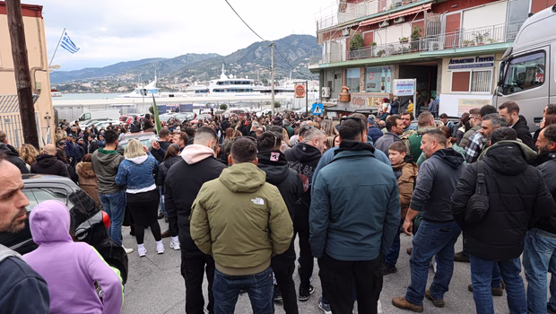 Ο Ανδρουλάκης στη Λέσβο για τα προβλήματα των κτηνοτρόφων λόγω του αφθώδους πυρετού