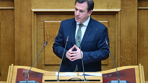 Δουδωνής: Αυτό δεν είναι κυβέρνηση, είναι πινάκιο δικαστηρίου