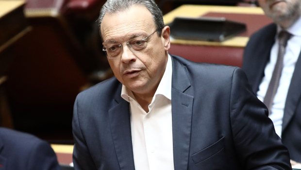 Φάμελλος: Πυρά σε Μητσοτάκη για Λαζαρίδη - «Σταθερότητα για τους απατεώνες, κατάντια για την Ελλάδα»