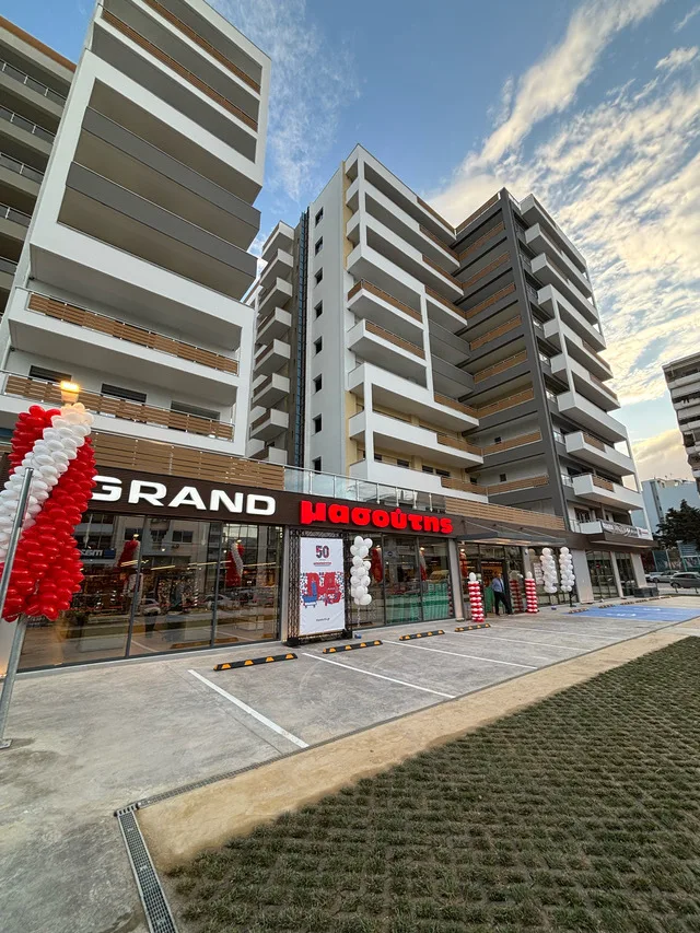 Εγκαινιάστηκε το κατάστημα GRAND Μασούτης στις Τρεις Γέφυρες Αττικής