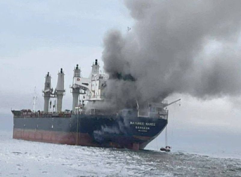 Ανθρώπινα λείψανα σε πλοίο με σημαία Ταϊλάνδης που είχε δεχθεί επίθεση στα Στενά του Ορμούζ