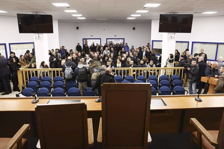 ΚΚΕ: «Μίζερη είναι η πολιτική της κυβέρνησης, που καλεί τον λαό να πει και “ευχαριστώ” για το “μέρισμα κοροϊδίας”»