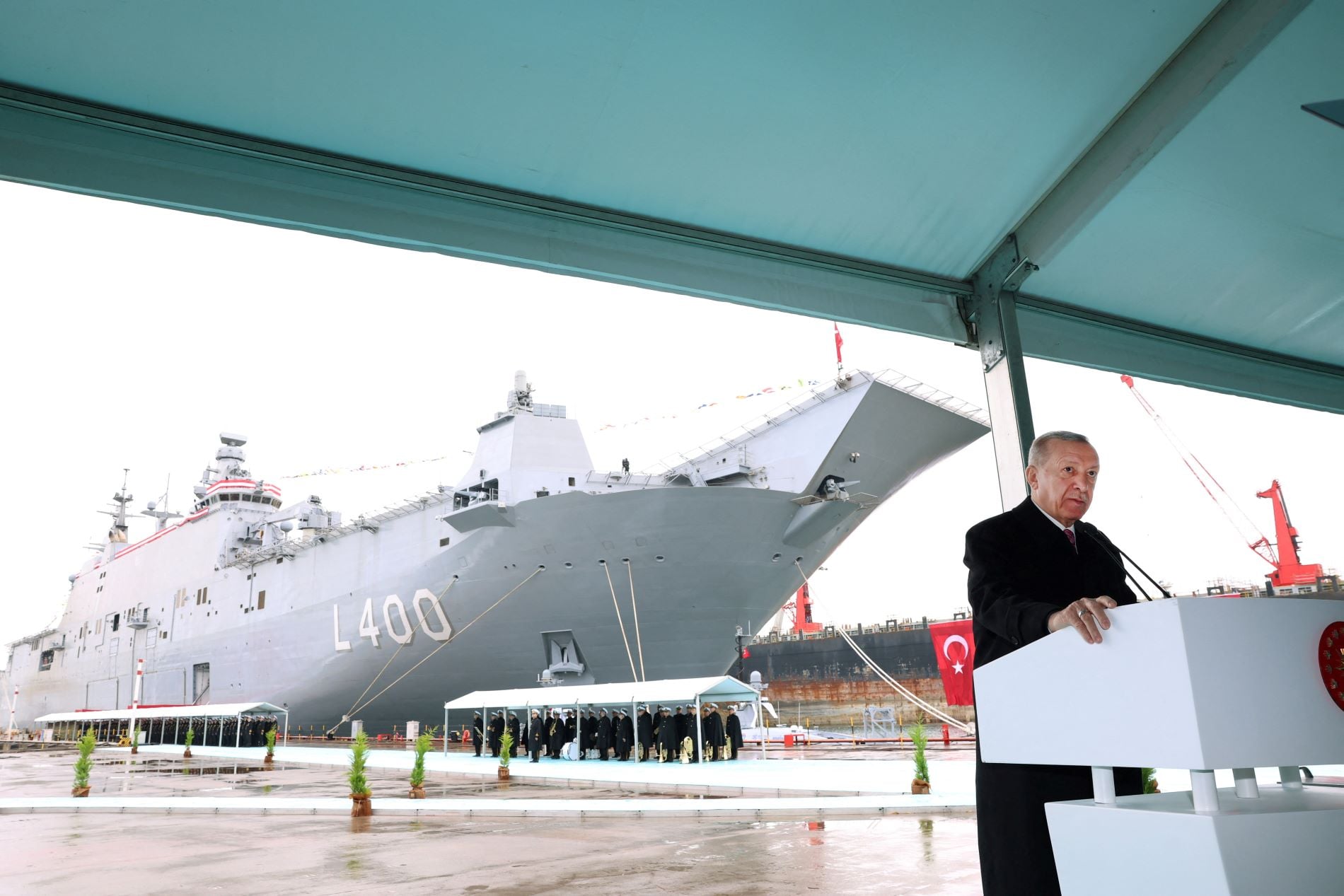 Ο Ερντογάν, ο Σάντσεθ και το TCG Anadolu
