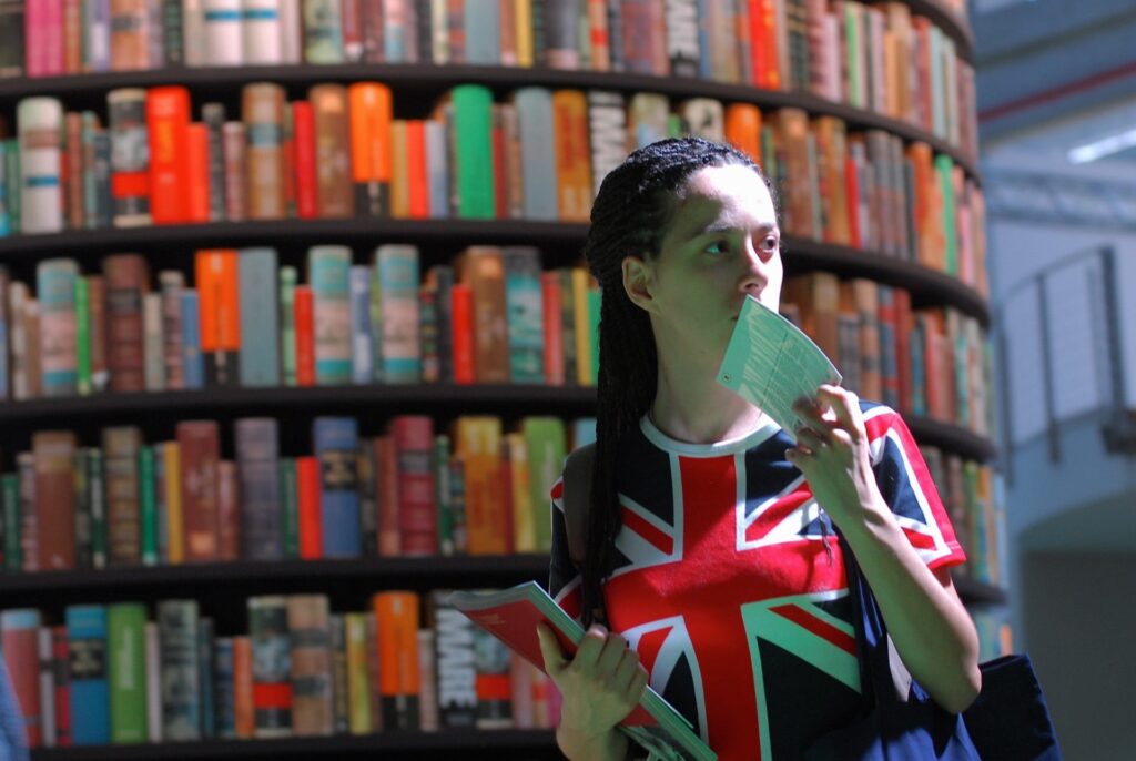 Η Βρετανία επιστρέφει στο πρόγραμμα Erasmus