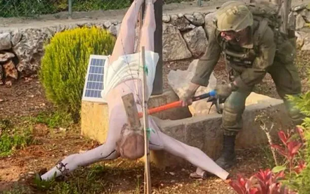 Ποινή φυλάκισης ενός μήνα στους στρατιώτες που βεβήλωσαν άγαλμα του Χριστού στον Λίβανο