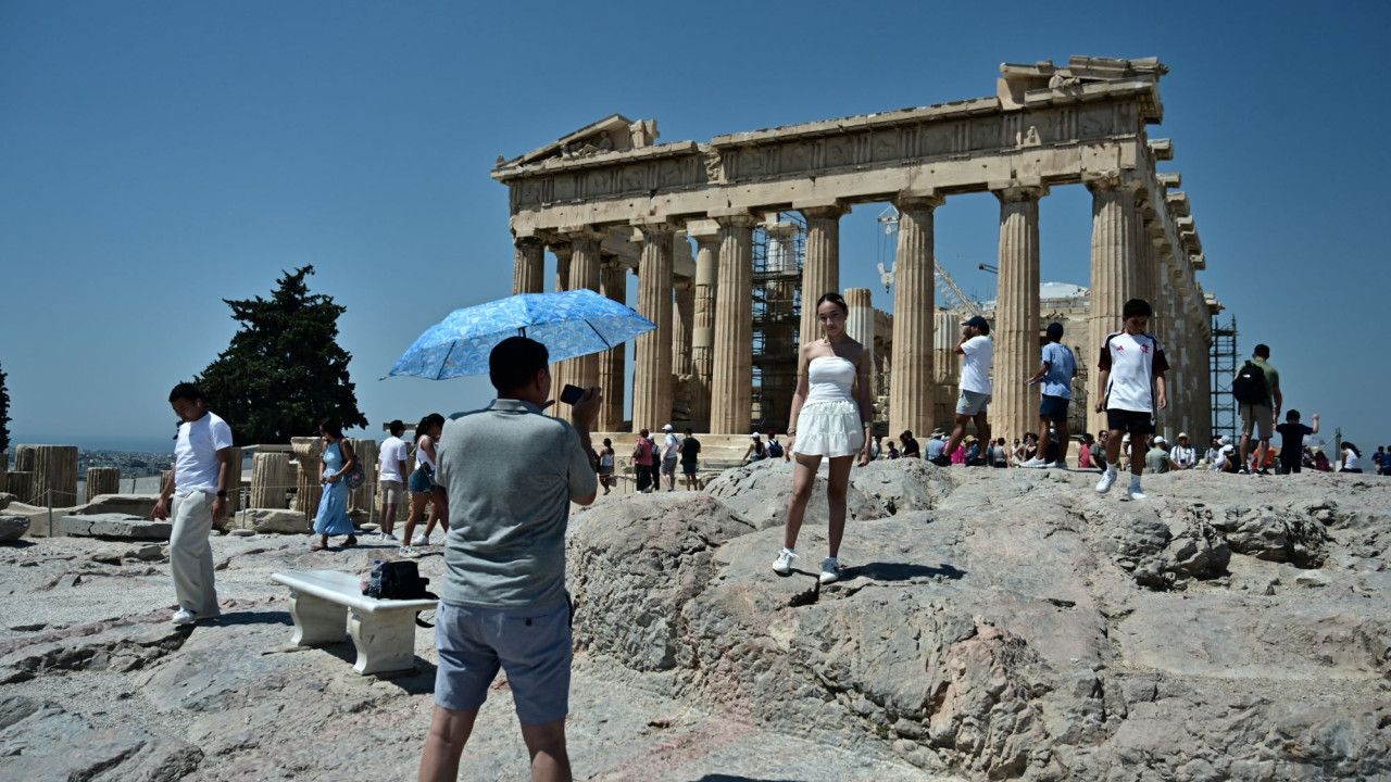 Κεφαλογιάννη κατά Δούκα: Τα παραπλανητικά μηνύματα σε ξένα μέσα υπονομεύουν την Αθήνα