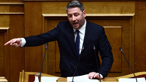 Σφυροκόπημα Ανδρουλάκη σε Μητσοτάκη: «ΕΥΠ και Predator πήγαιναν χέρι χέρι - Σύντομα τελειώνει ο κατήφορος  