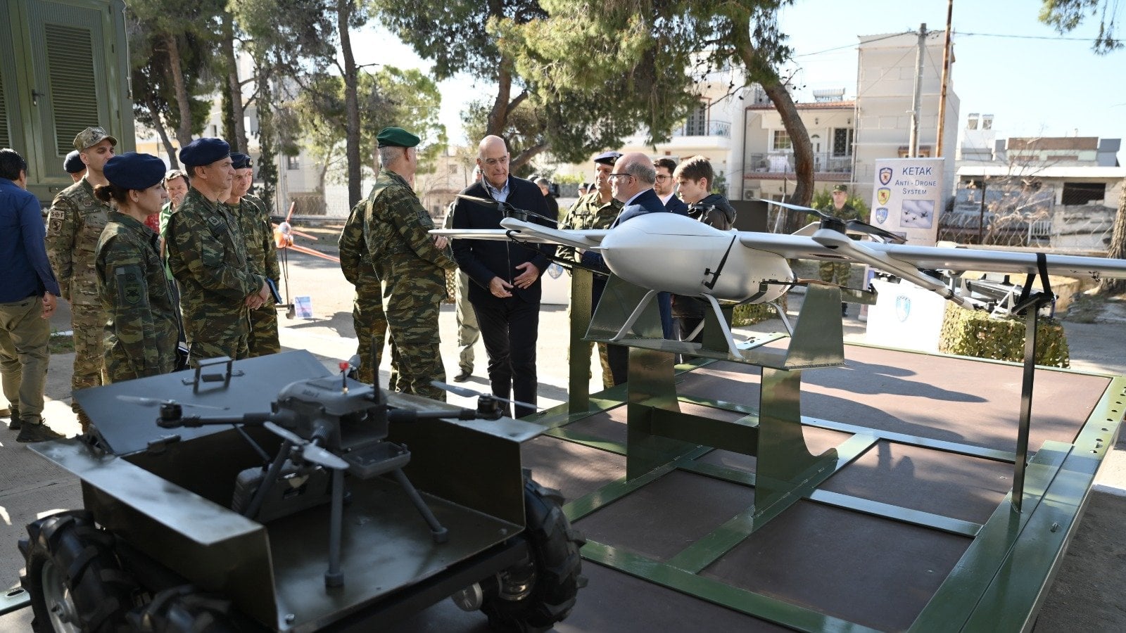 Κάθε Ταξιαρχία θα μπορεί να παράγει και να επισκευάζει drones