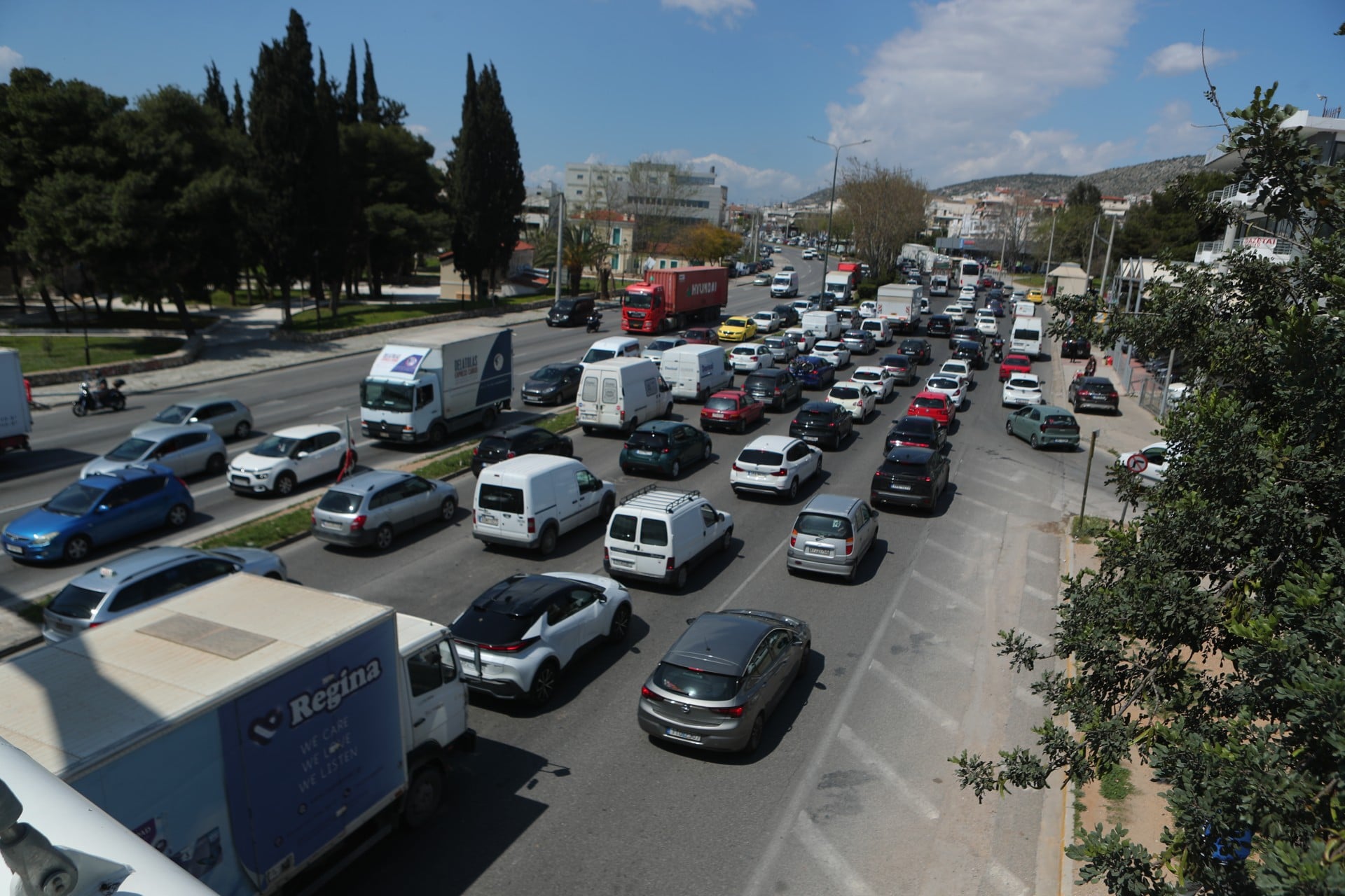 Έξοδος Πάσχα: Ομαλοποιείται η κίνηση στην Αθηνών-Κορίνθου