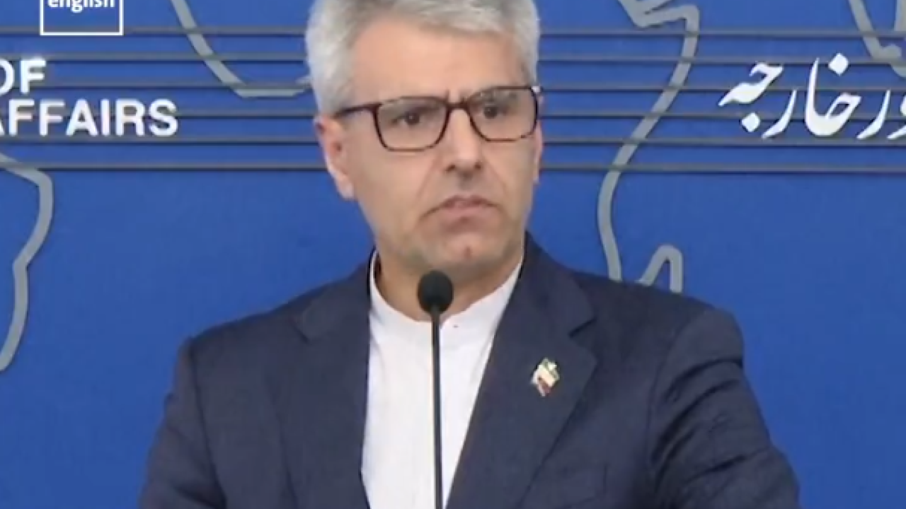 ΥΠΕΞ Ιράν για Τραμπ: «Αξίζει ποτέ να κόβει κανείς τη μύτη του για να εκδικηθεί το πρόσωπό του;»