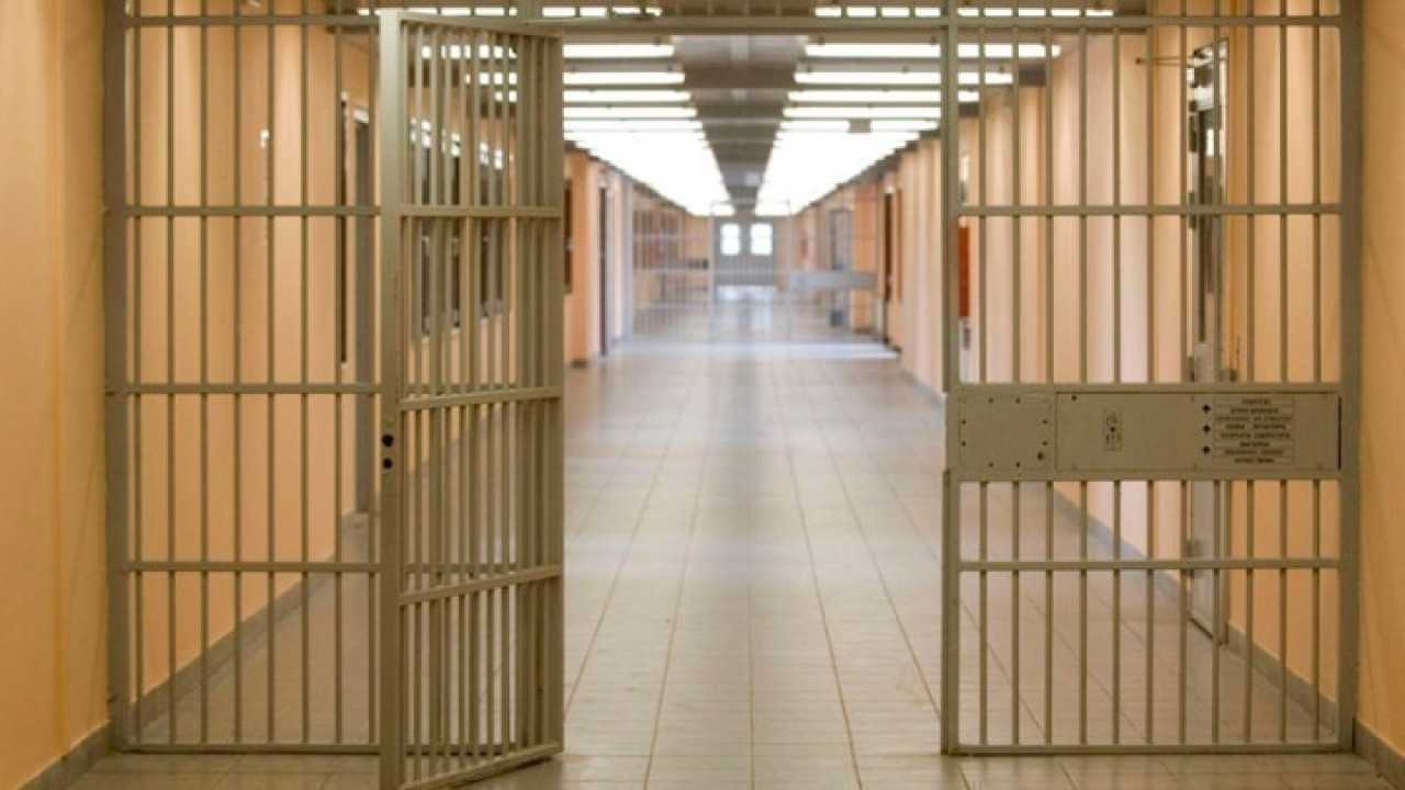 Ελεύθερος με περιοριστικούς όρους ο 48χρονος δικηγόρος για την υπόθεση του νεογνού