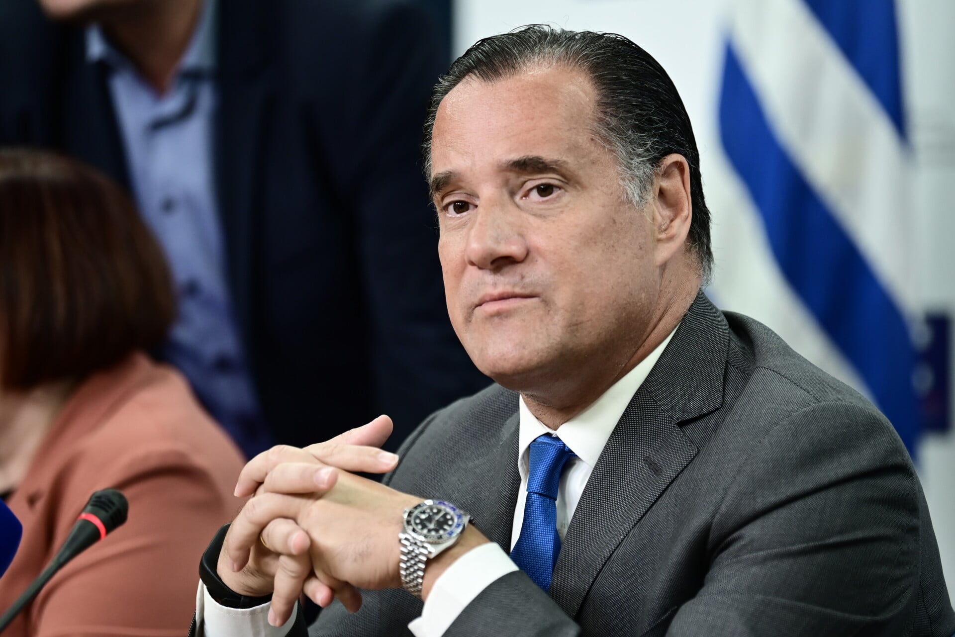 Οι απειλές του υπουργού Υγείας συνιστούν ευθεία παρέμβαση σε δικαιοδοτικό έργο
