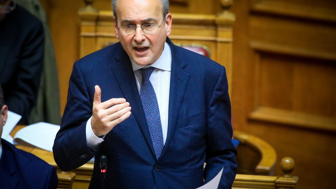 Χατζηδάκης σε Ανδρουλάκη για εκλογές: Μου θυμίζετε το αρνί που ζητά να έρθει το Πάσχα