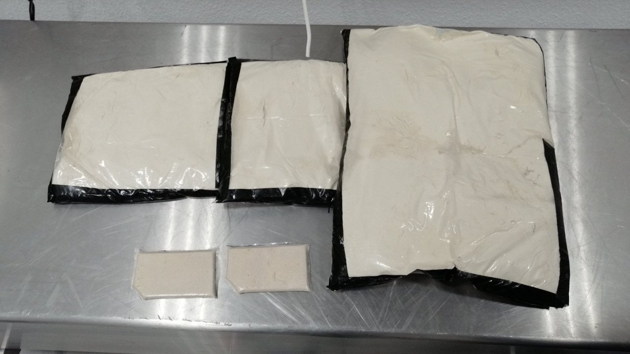 Συνελήφθη 34χρονος για κατοχή και διακίνηση μεγάλων ποσοτήτων ηρωίνης στην Αττική