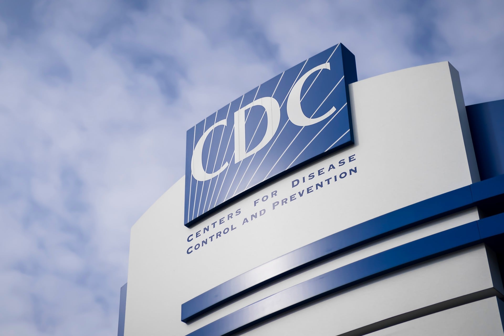 Ο Τραμπ ανακοίνωσε τη νέα ηγεσία στο CDC, πρότεινε την Έρικα Σβαρτς