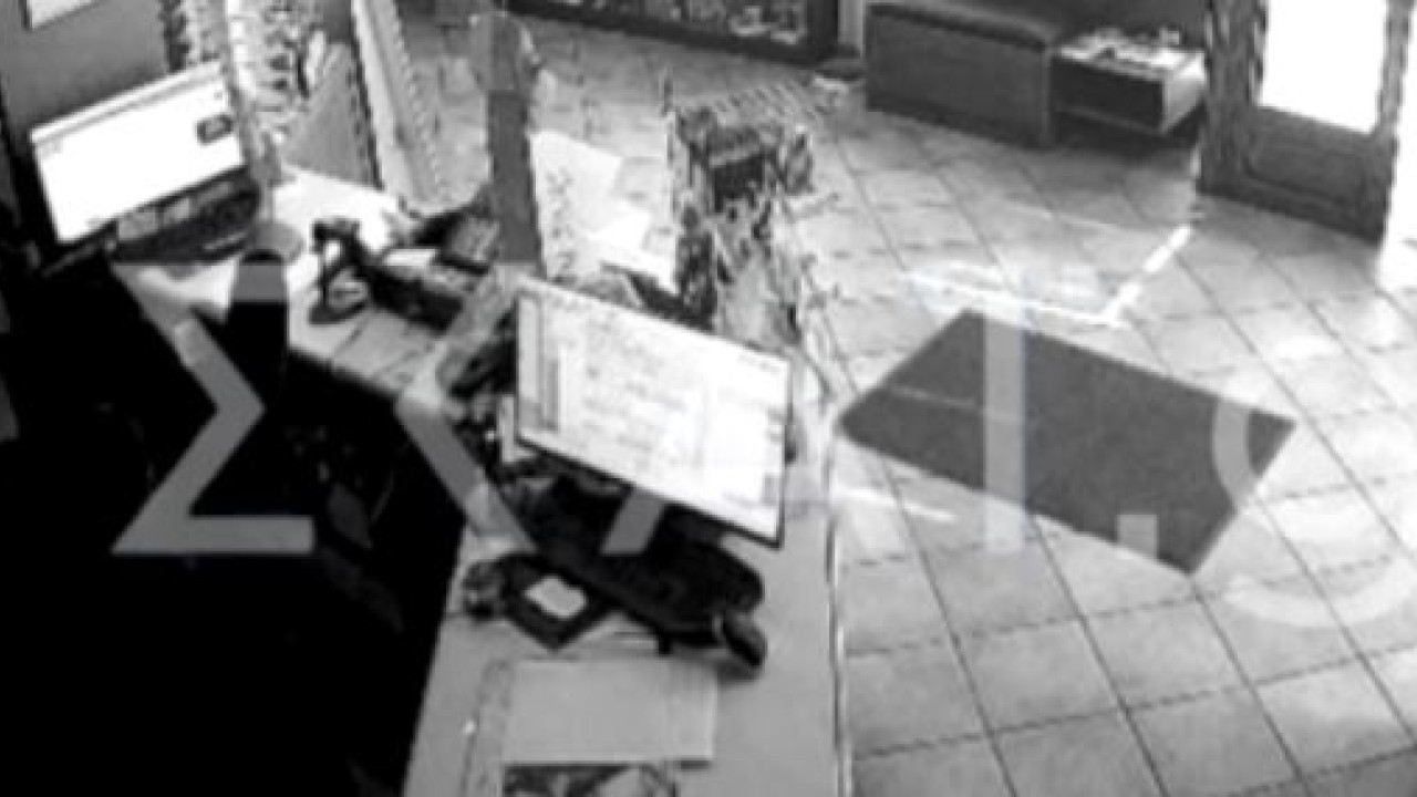 Η επίθεση του 89χρονου πιστολέρο στα γραφεία του ΕΦΚΑ