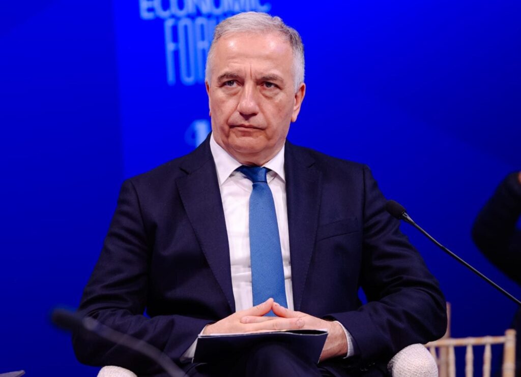 «Να μεταφέρουμε τη γνώση από το εργαστήριο στην παραγωγή»