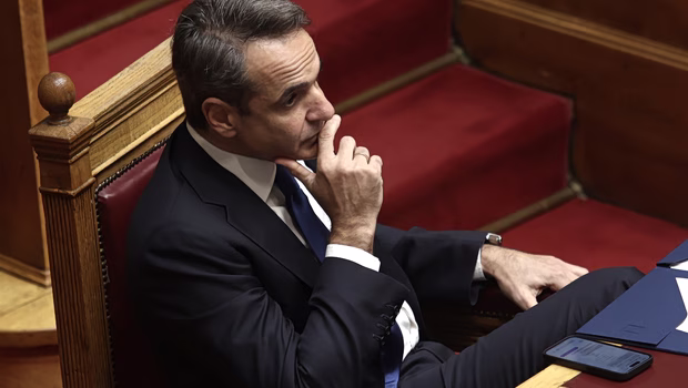 Μητσοτάκης για Κράτος Δικαίου: Δια-φυγή προς τα μπρος μέσω... θεσμικών αλλαγών - Οι τελευταίες γραμμές άμυνας του Μαξίμου
